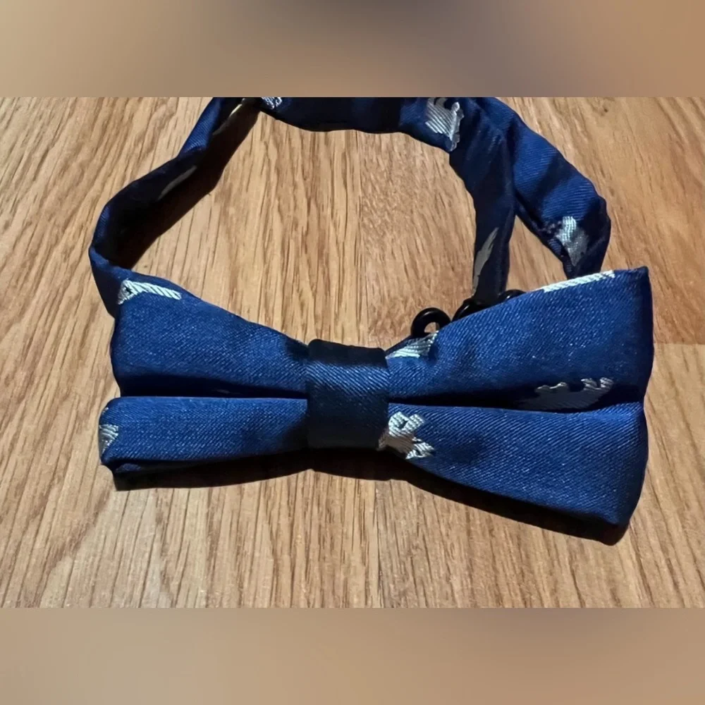 Toddler boy bear Bow tie